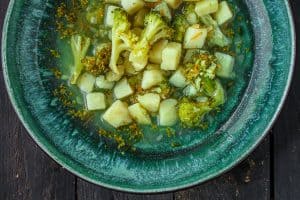 soup broccoli, broth and other vegetables (vegetarian first course)